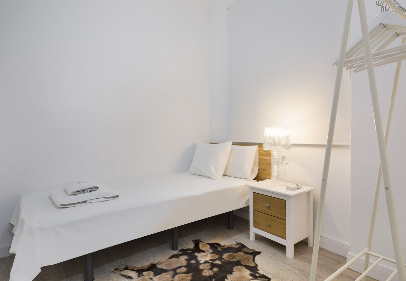 Apartamento en Barcelona - Superb 2Br Designer Apt.