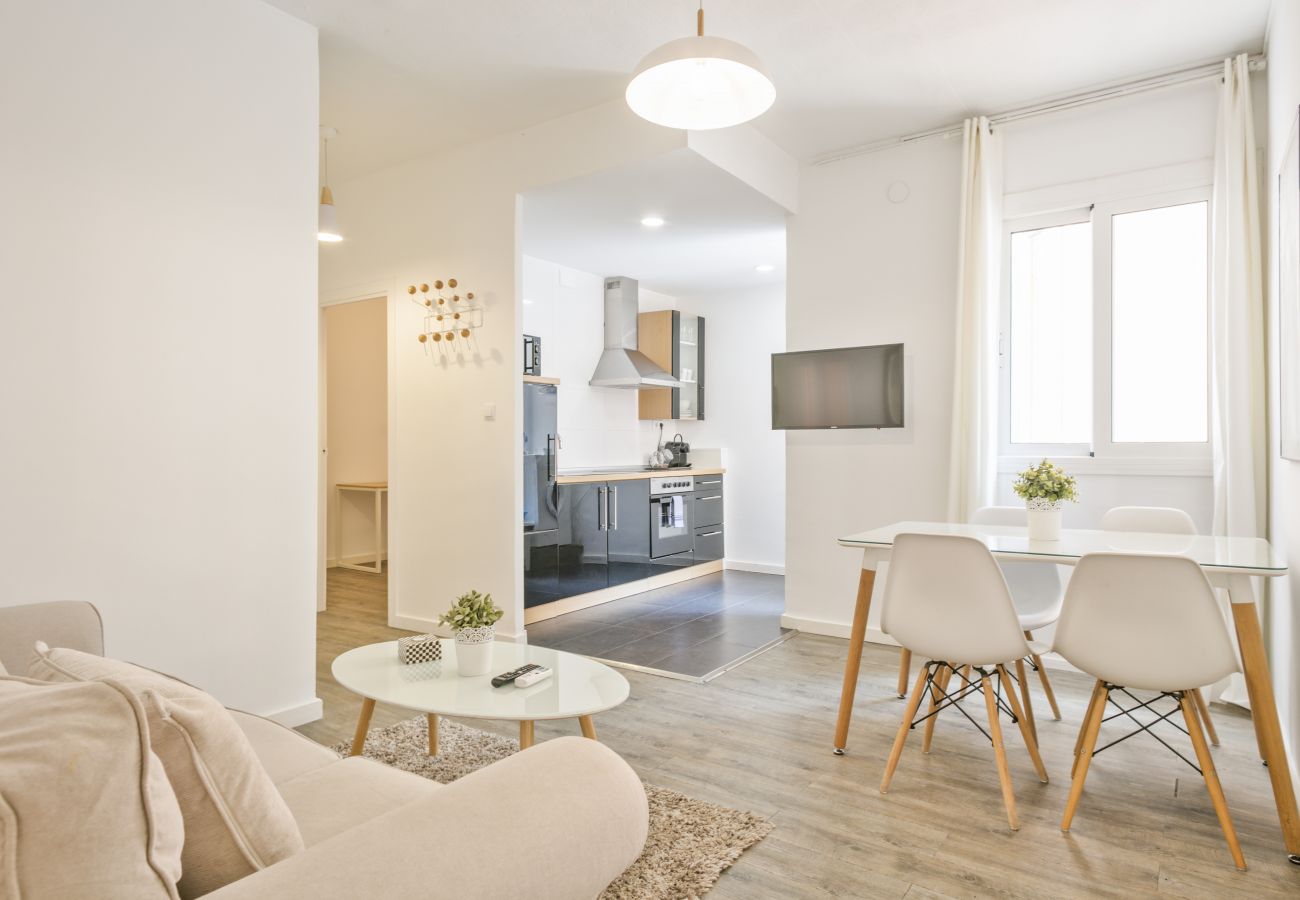 Apartamento en Barcelona - Stylish and Cozy 3Br Apt.