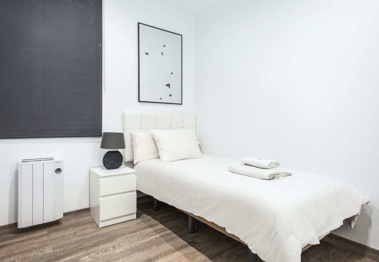 Apartment in Barcelona - GE1