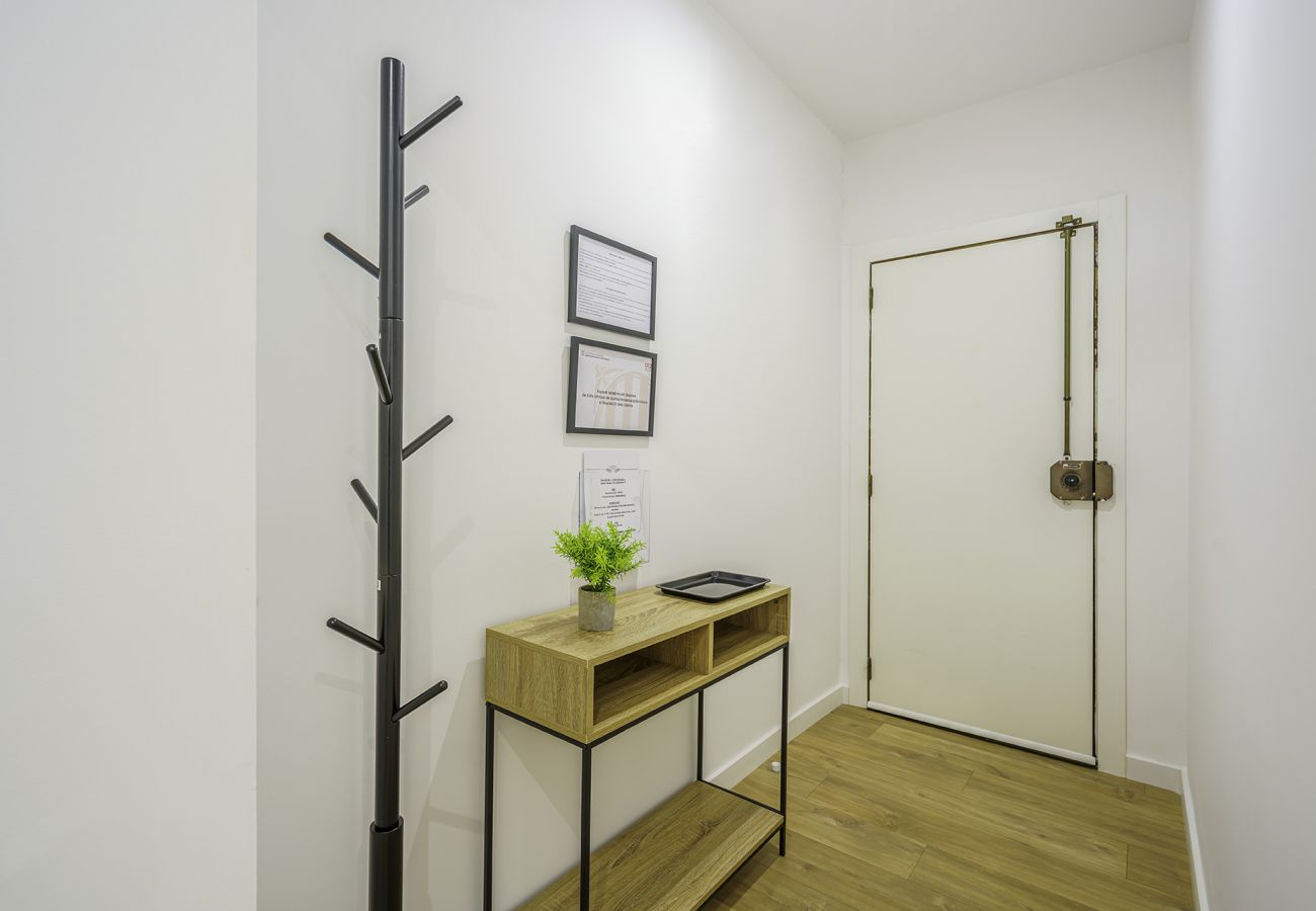 Apartment in Barcelona - G32